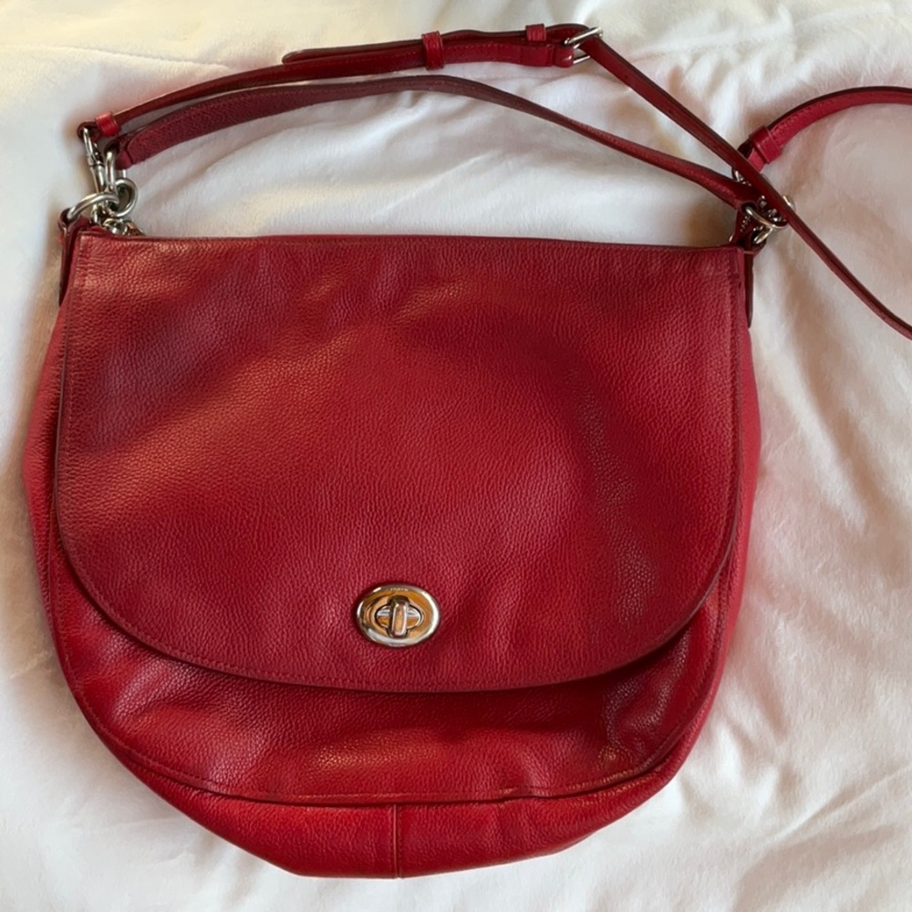 Coach - Pebbled Leather Turnlock Hobo Bag RED 24771 - Picture 2 of 10